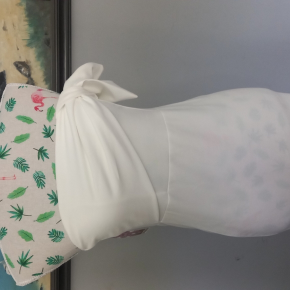 🥳 HOST PICK! 🥳NWT Boohoo white strapless dress, stretchy, knee length(Size 12) - Picture 5 of 8